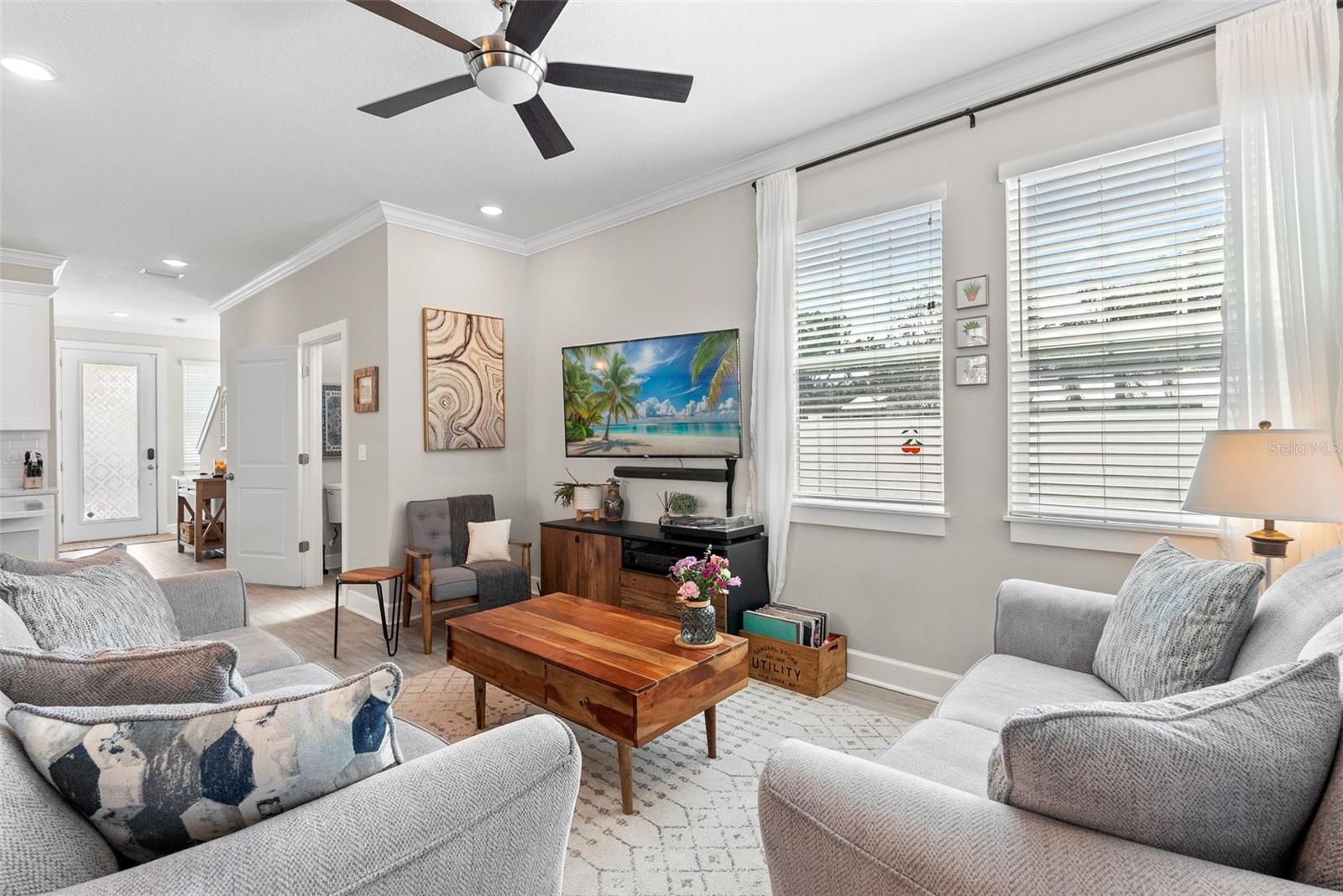 Image 22 of 40 For 785 52nd Avenue N