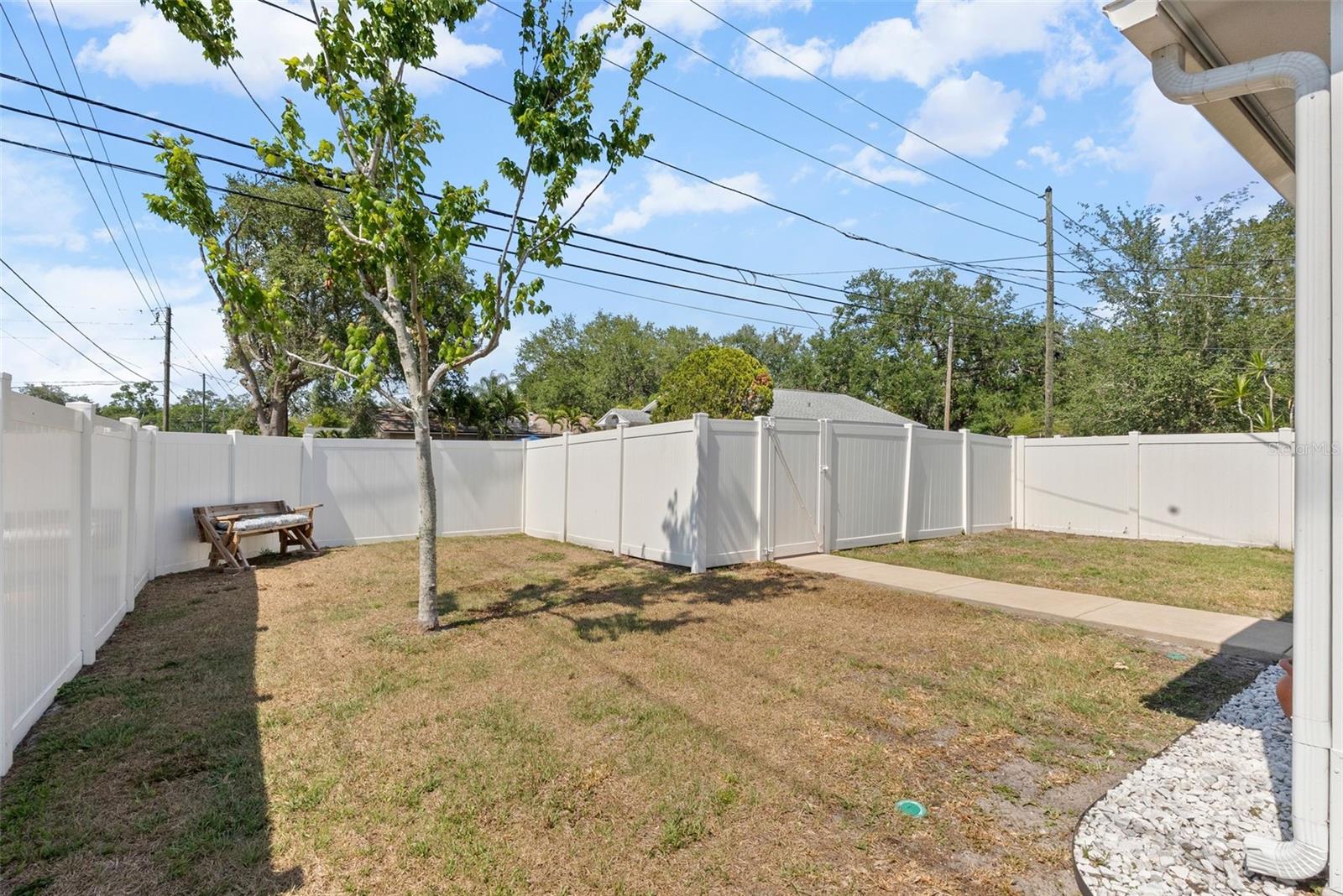 Image 27 of 40 For 785 52nd Avenue N