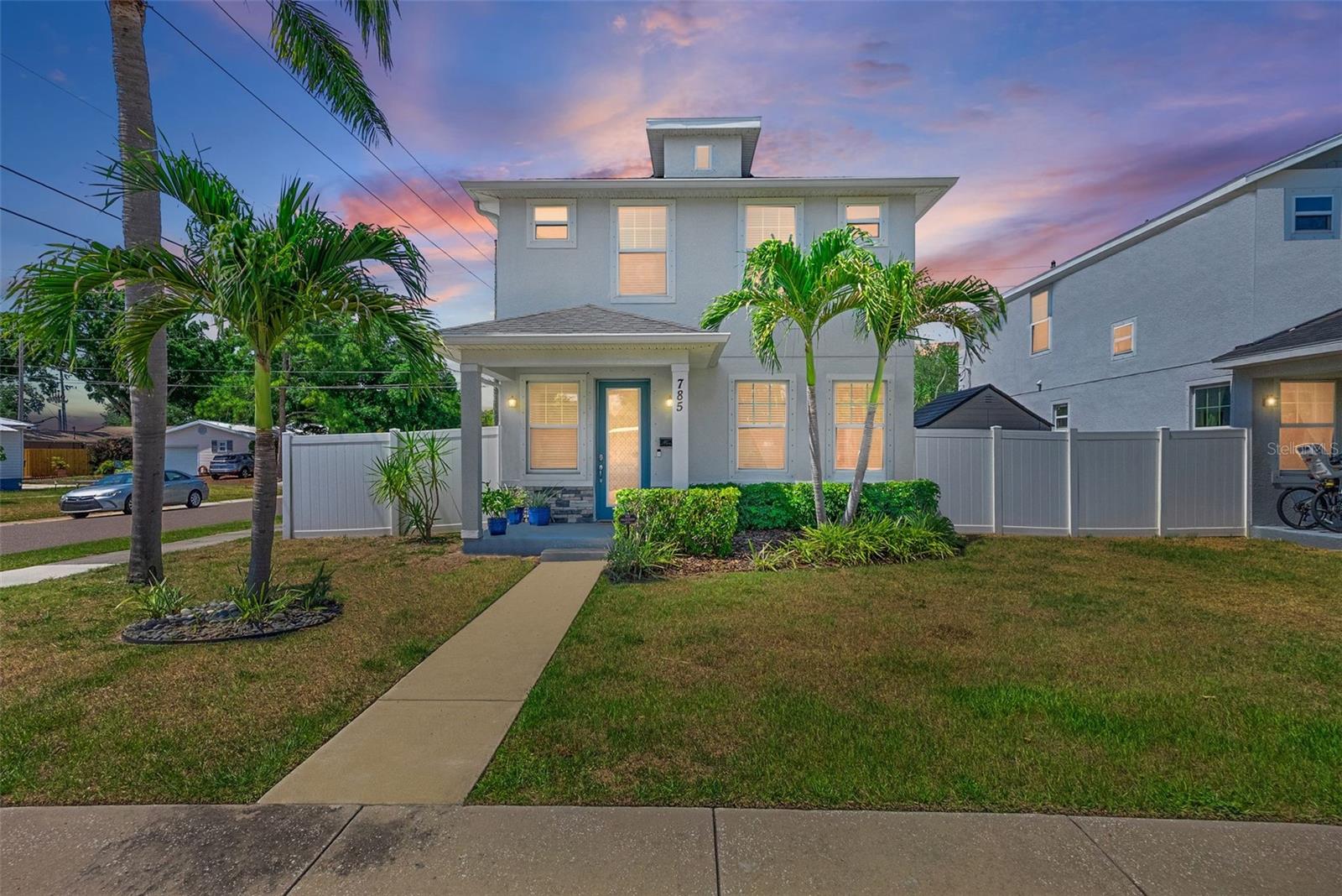 Image 29 of 40 For 785 52nd Avenue N