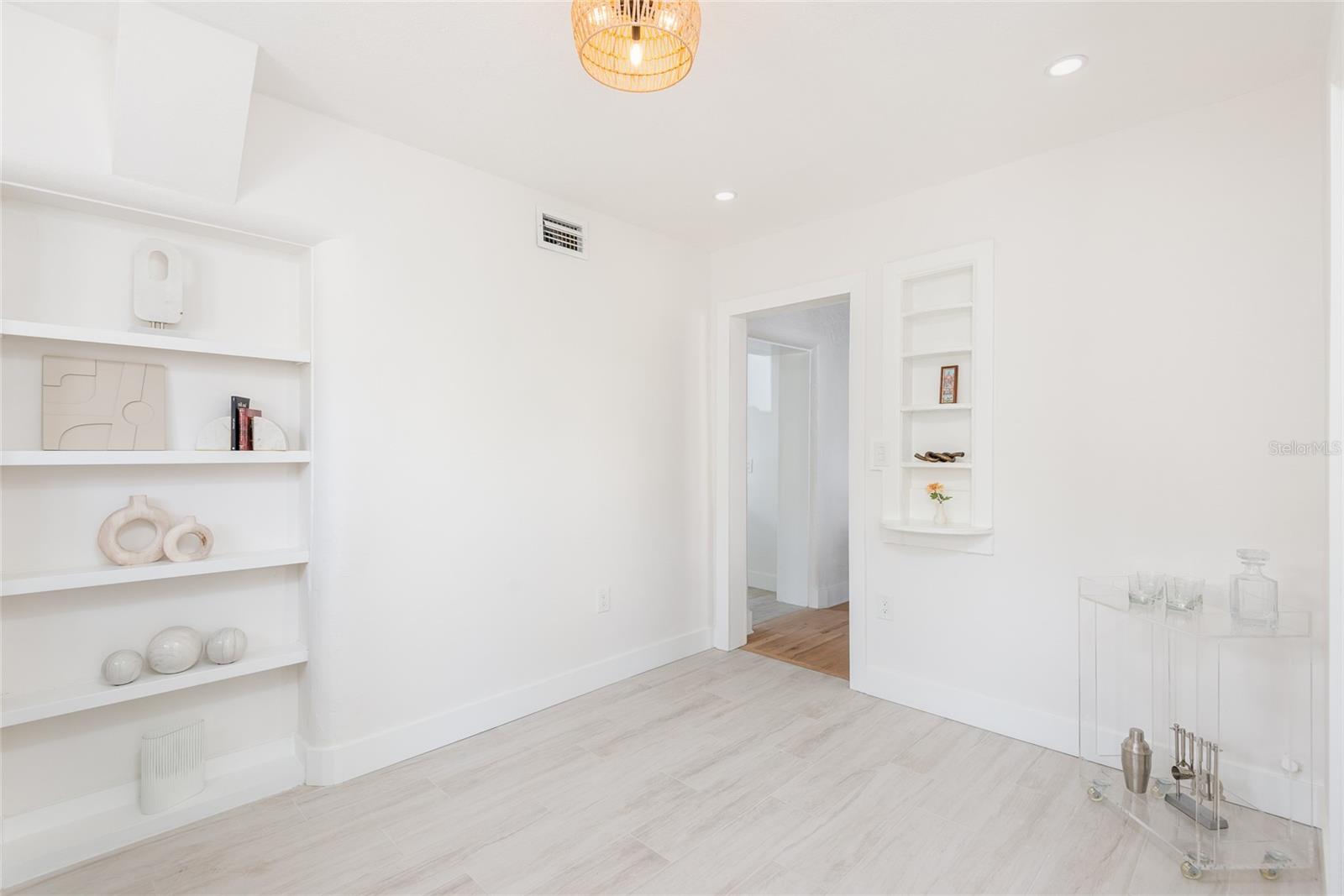 Image 18 of 68 For 53 Albemarle Avenue