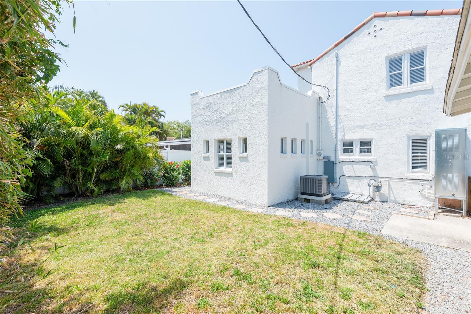 Image 39 of 68 For 53 Albemarle Avenue