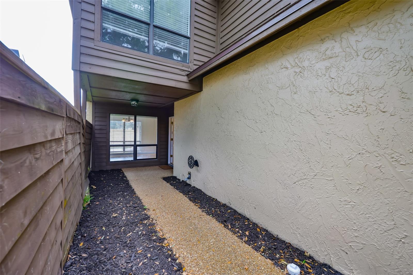Image 40 of 46 For 13703 Sweetwater Cove Place