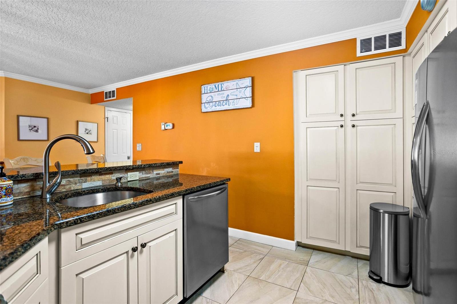 Image 21 of 54 For 6085 Bahia Del Mar Boulevard 106