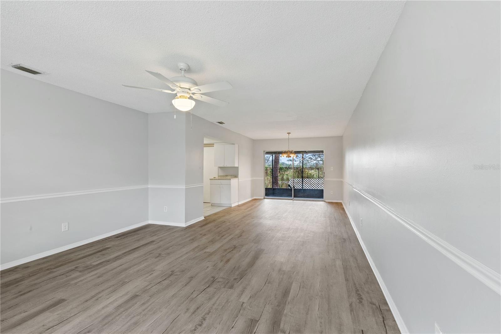 Image 11 of 15 For 314 Barlow Avenue 73