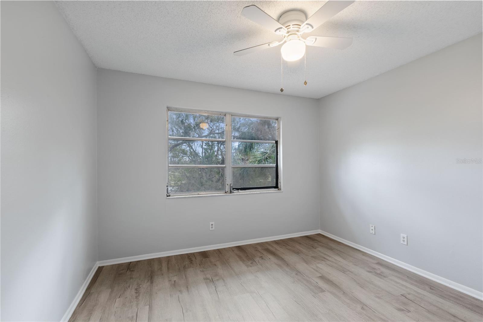 Image 4 of 15 For 314 Barlow Avenue 73