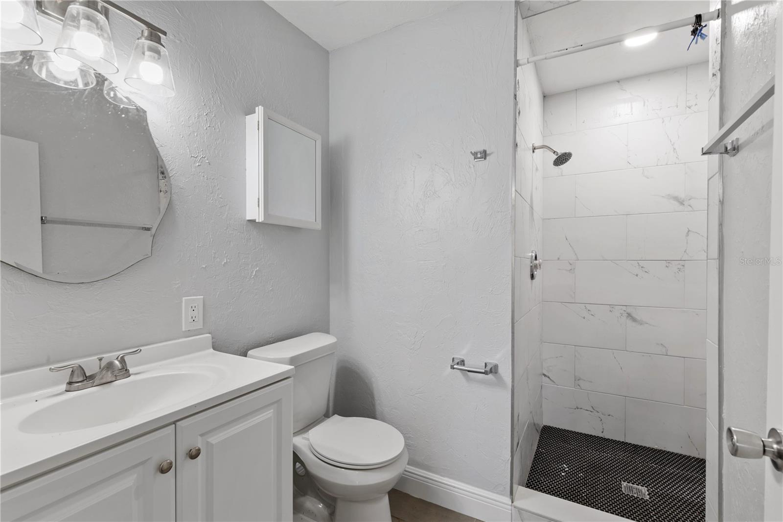 Image 6 of 15 For 314 Barlow Avenue 73