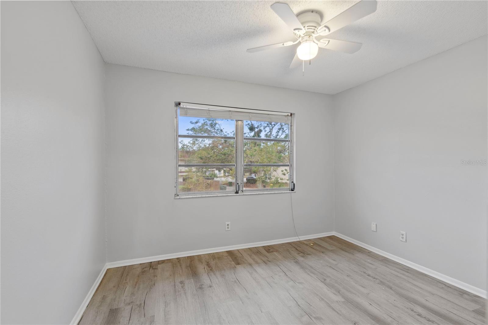 Image 9 of 15 For 314 Barlow Avenue 73
