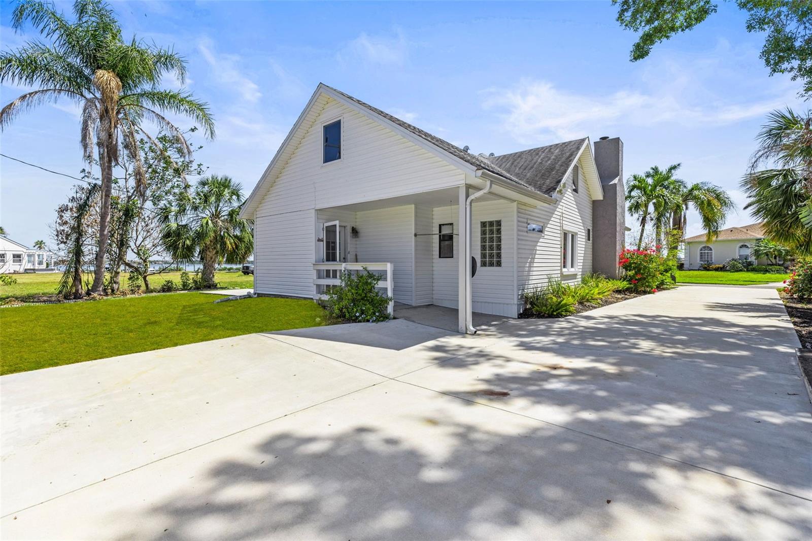 Image 10 of 50 For 308 Chauncey Avenue