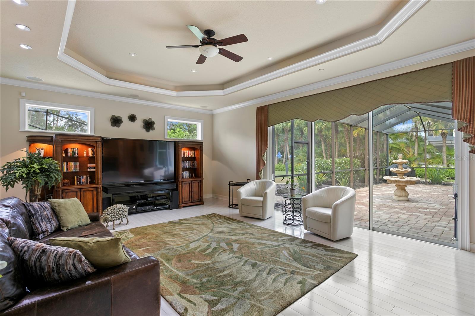 Listing photo id 10 for 19815 Sea Rider Way