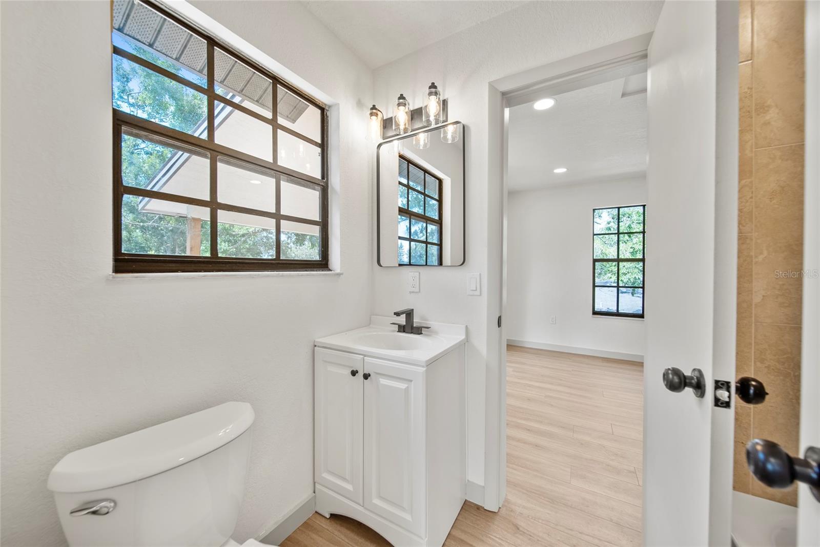 Image 18 of 27 For 3316 Napoleon Avenue