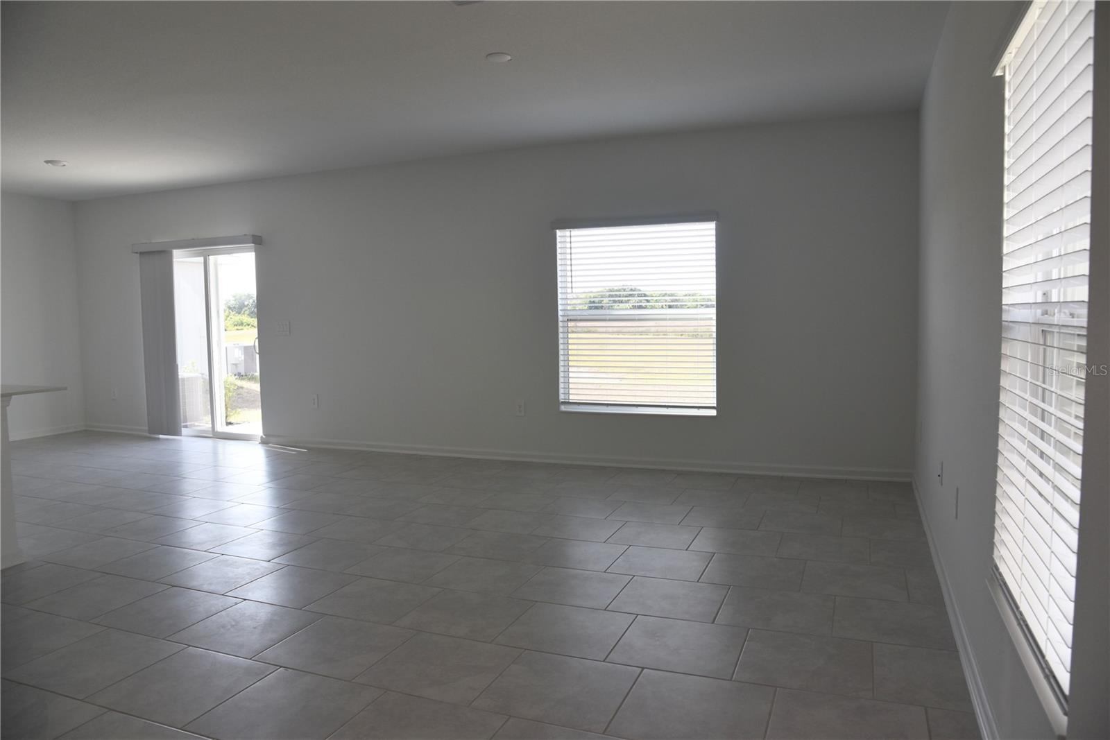 Image 5 of 19 For 553 Bell Prairie Circle