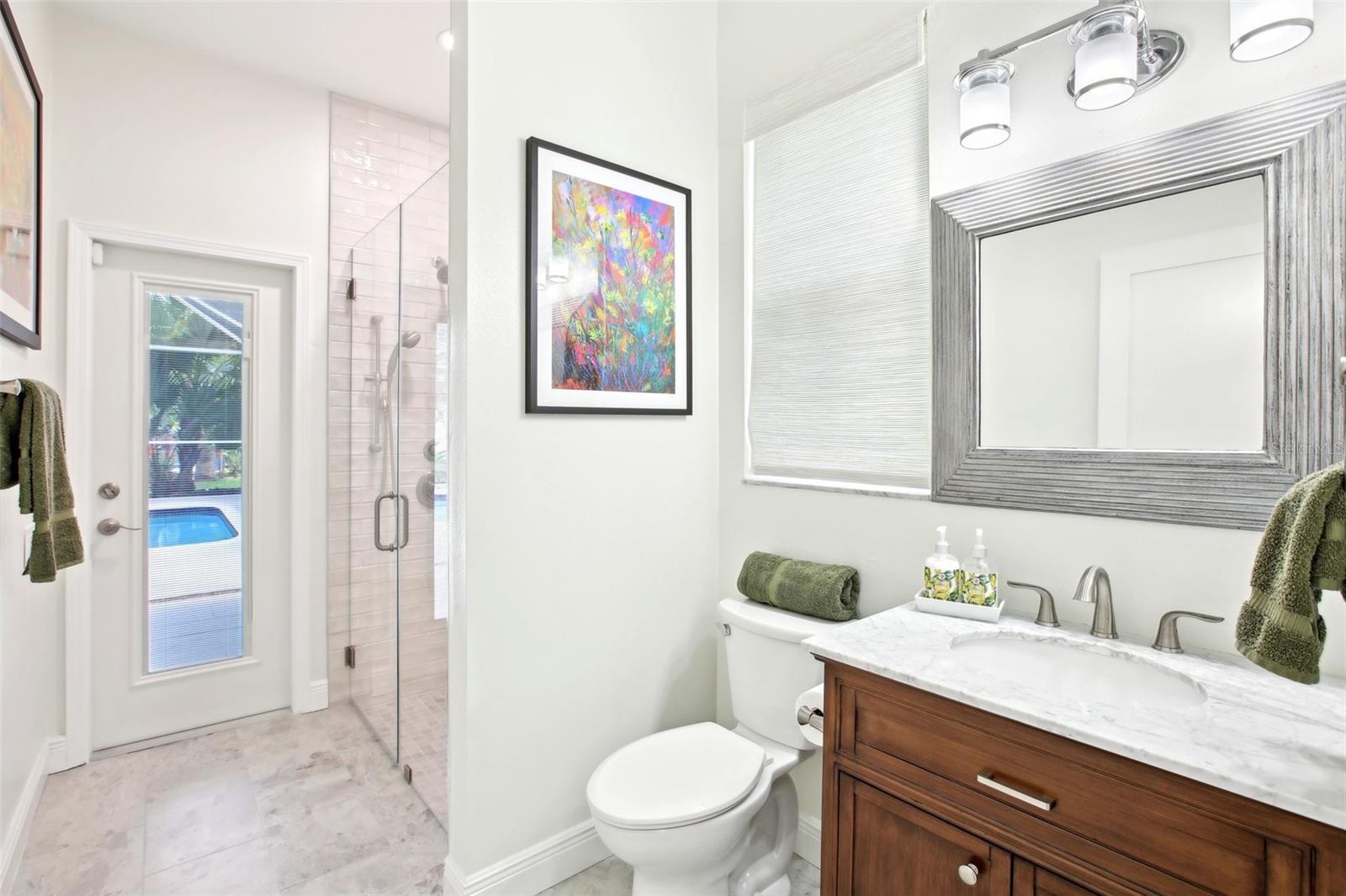 Image 15 of 42 For 9203 Meadow Lane Court