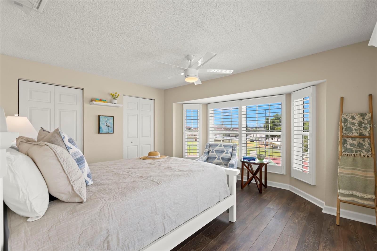 Image 28 of 62 For 9201 Captiva Circle