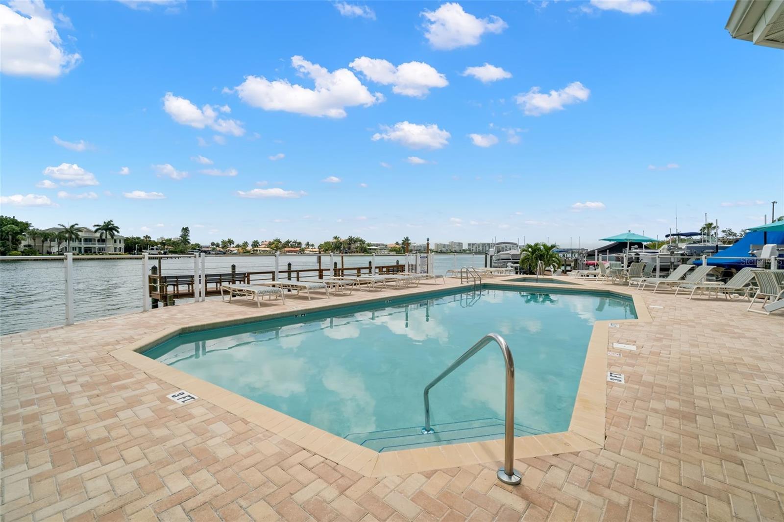 Image 39 of 62 For 9201 Captiva Circle