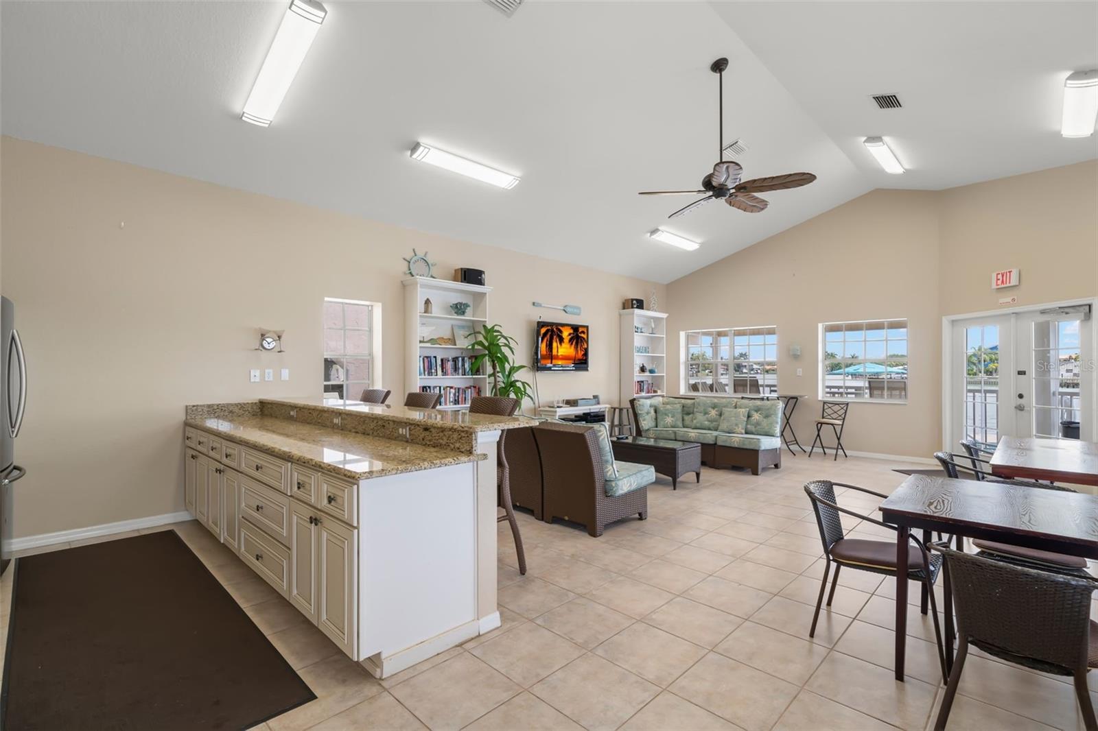 Image 42 of 62 For 9201 Captiva Circle