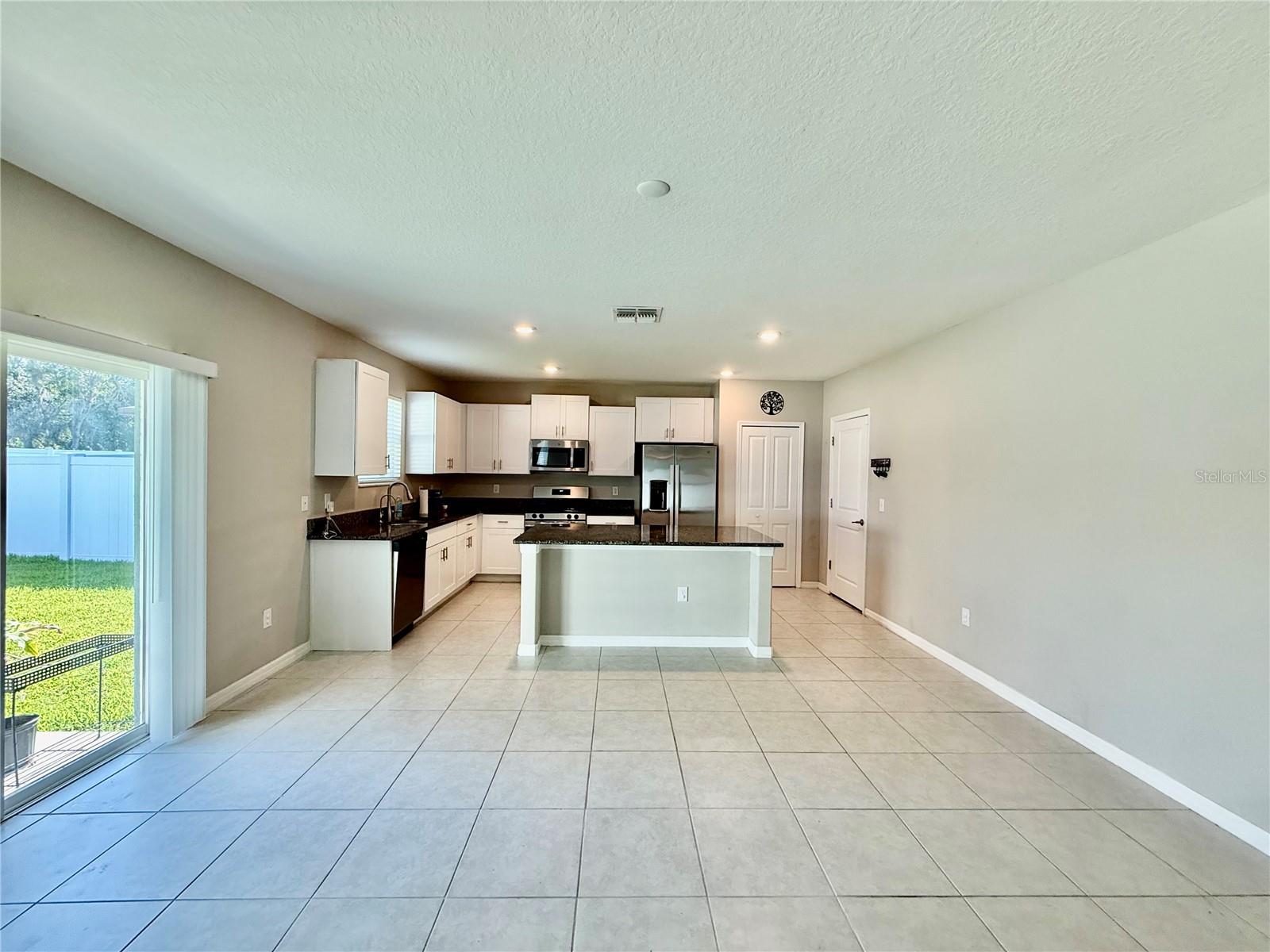 Image 10 of 34 For 10252 Shady Preserve Drive