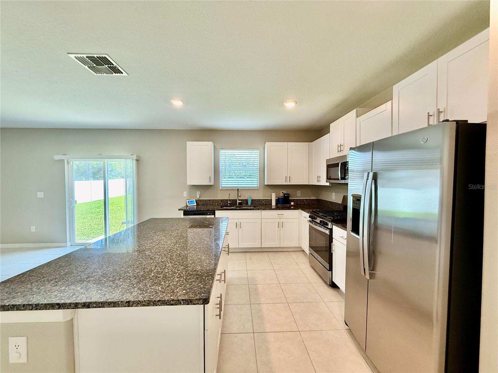 Image 12 of 34 For 10252 Shady Preserve Drive