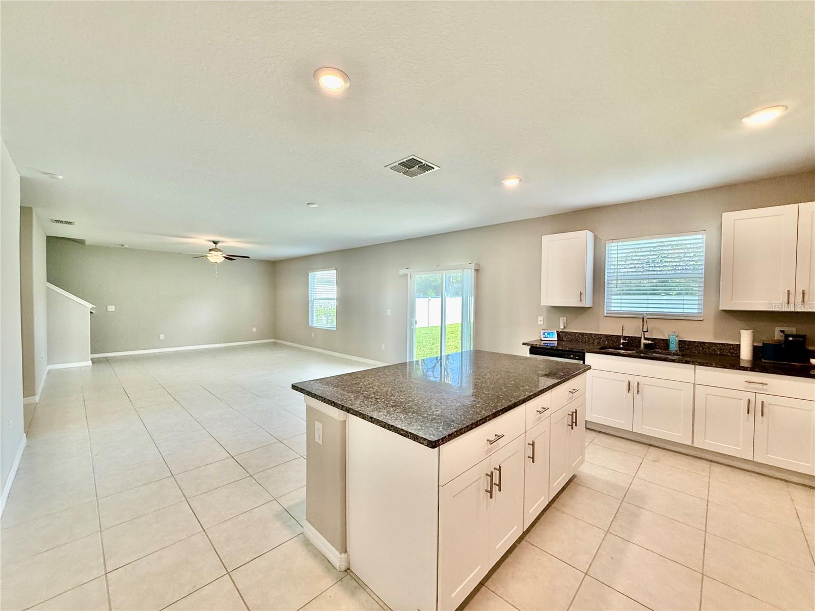 Image 13 of 34 For 10252 Shady Preserve Drive
