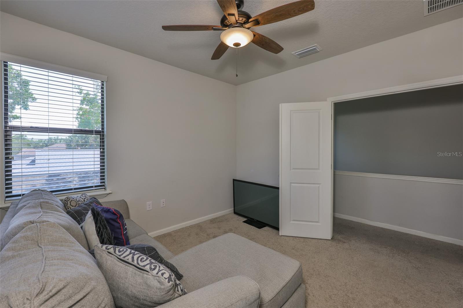 Image 19 of 37 For 7307 Morton Street