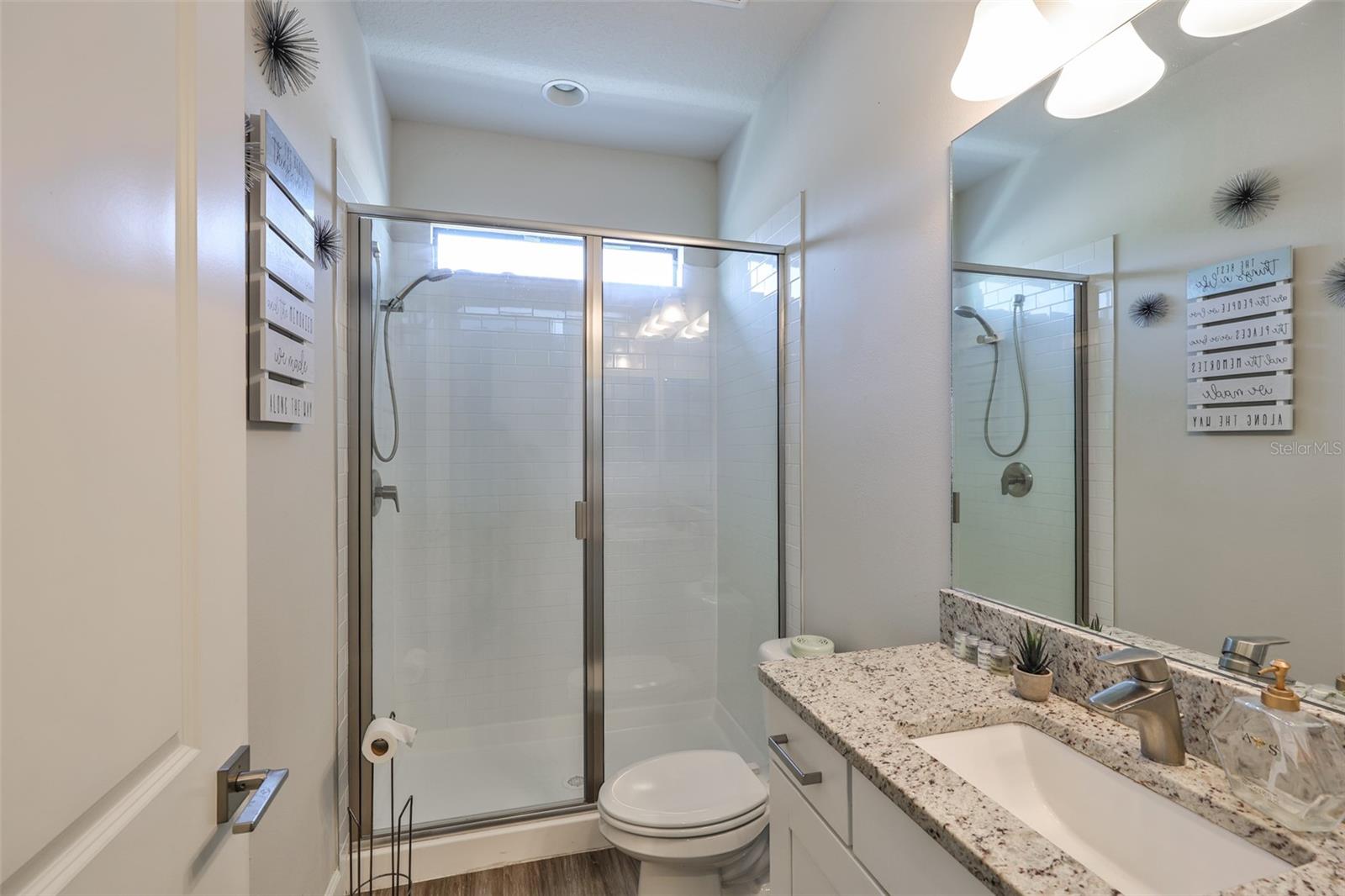 Image 7 of 37 For 7307 Morton Street