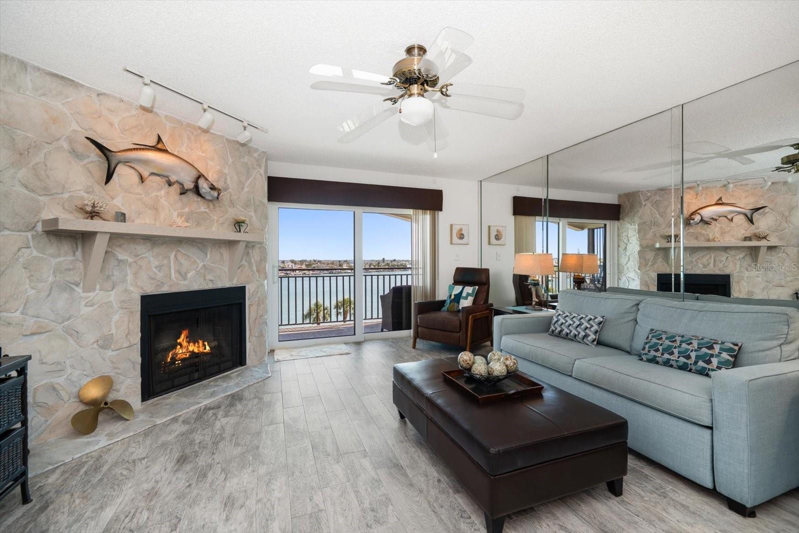 Image 5 of 42 For 9815 Harrell Avenue 503