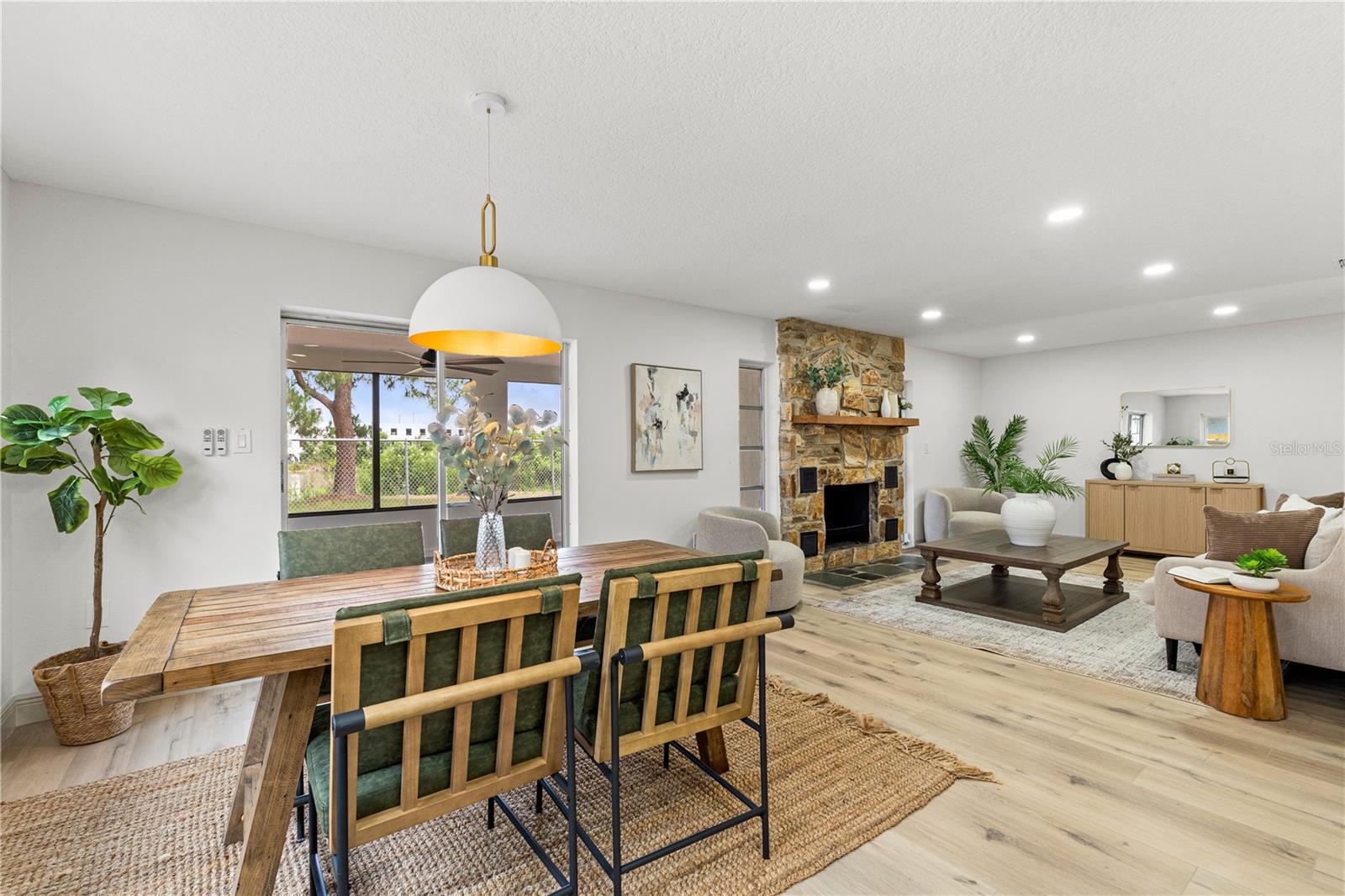 Listing photo id 10 for 13211 111th Lane