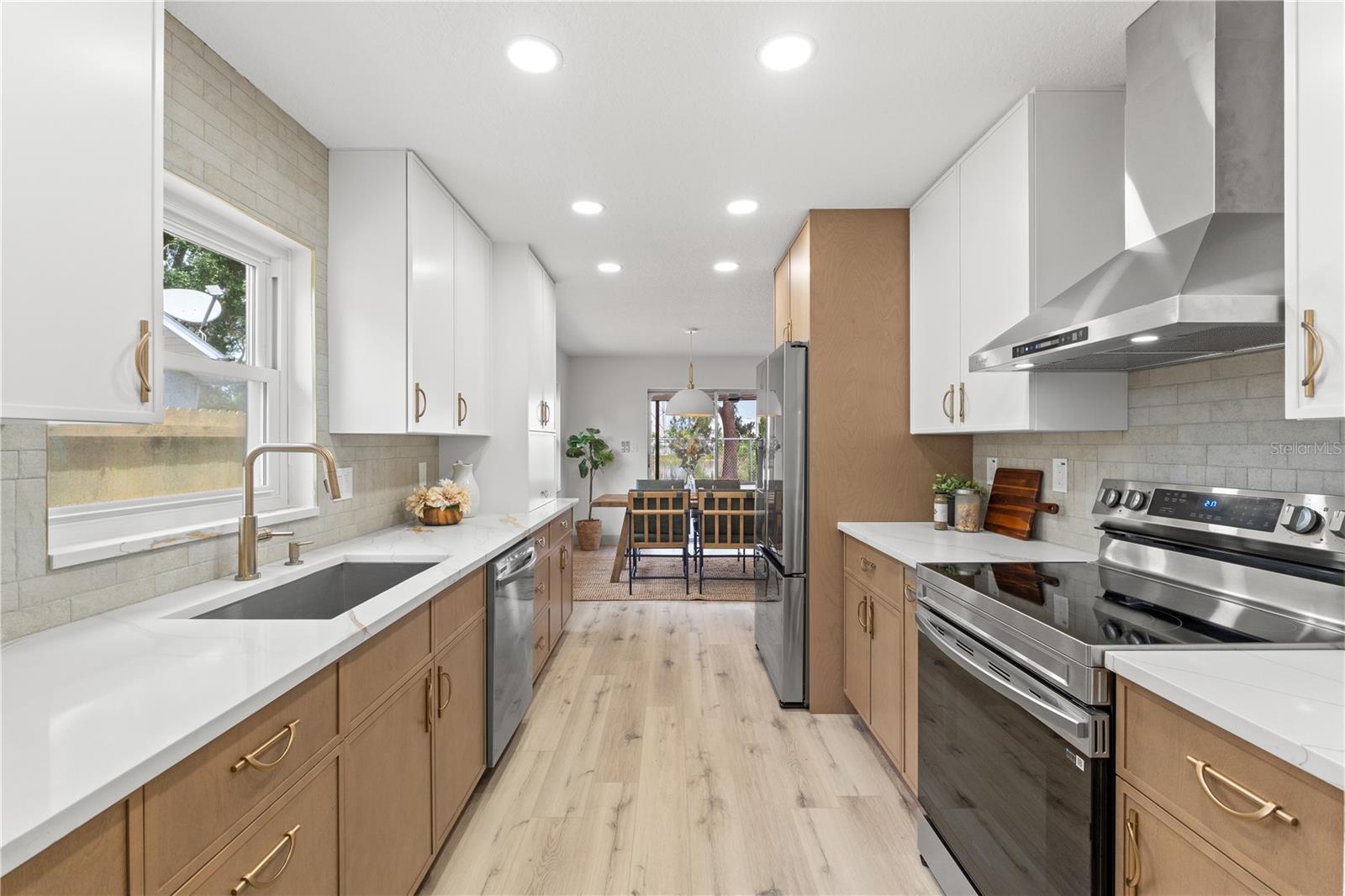 Listing photo id 15 for 13211 111th Lane