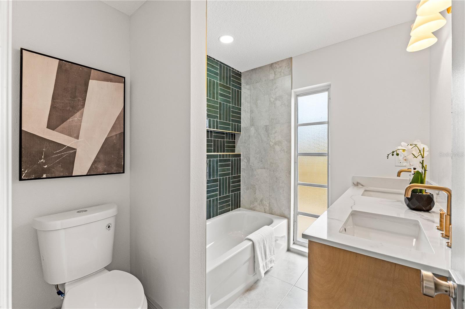 Listing photo id 24 for 13211 111th Lane