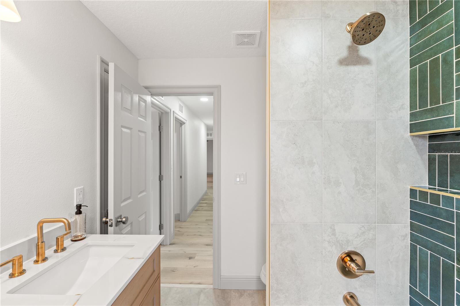 Listing photo id 26 for 13211 111th Lane