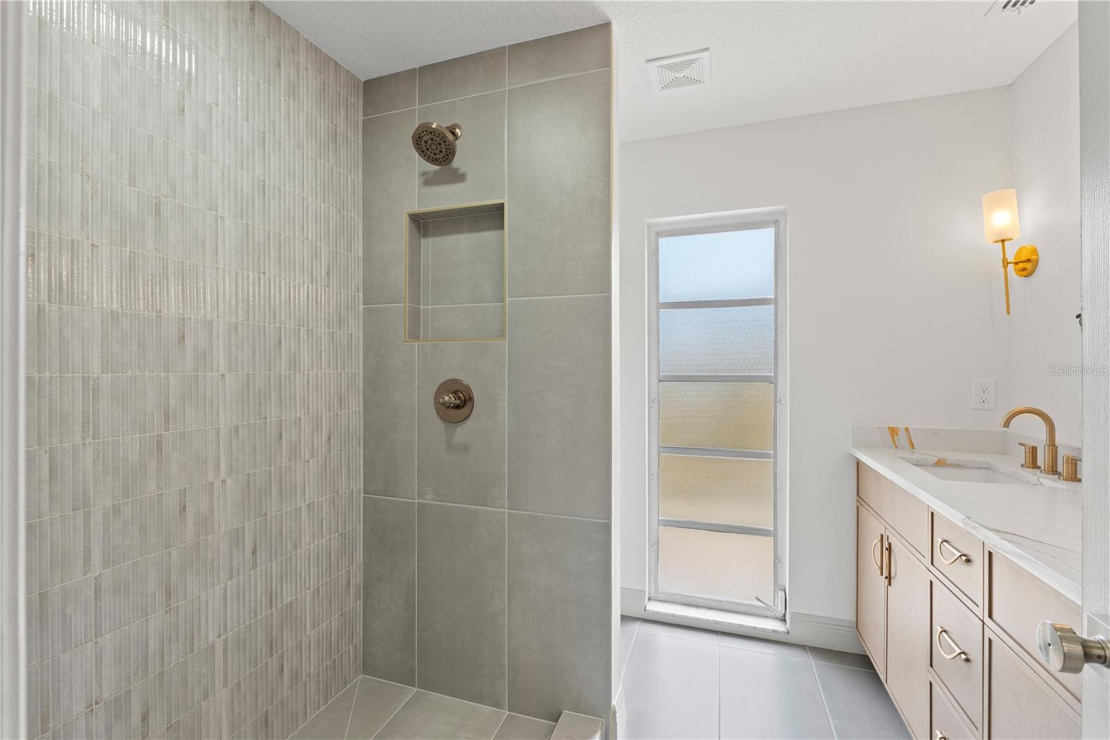Listing photo id 29 for 13211 111th Lane