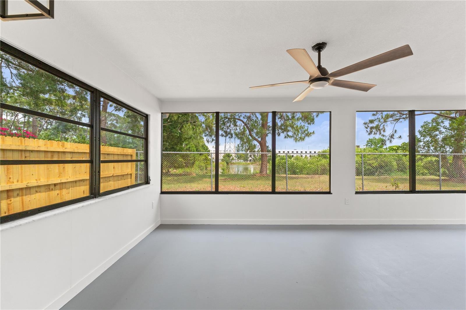 Listing photo id 33 for 13211 111th Lane