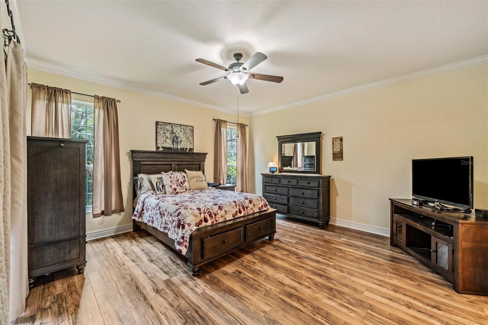 Image 14 of 48 For 6038 Palomaglade Drive