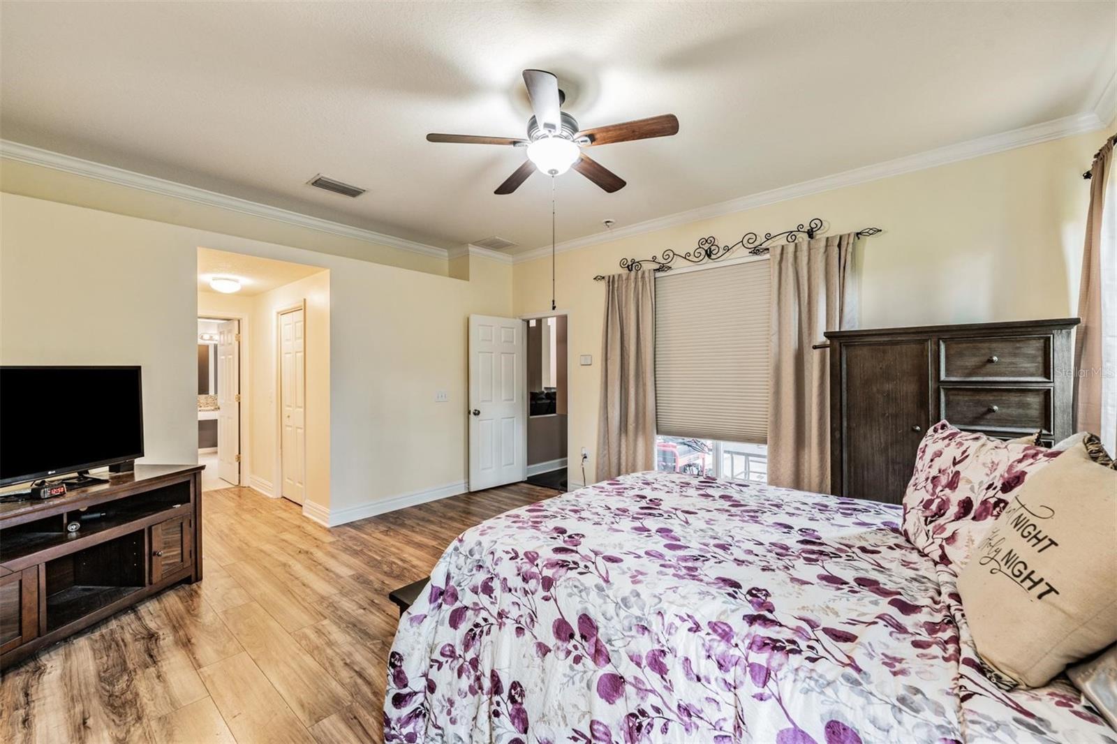 Image 15 of 48 For 6038 Palomaglade Drive