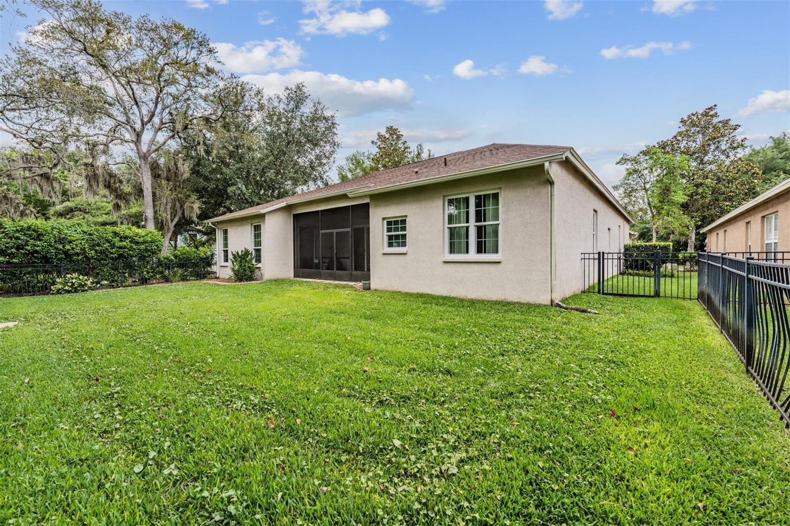 Image 29 of 48 For 6038 Palomaglade Drive