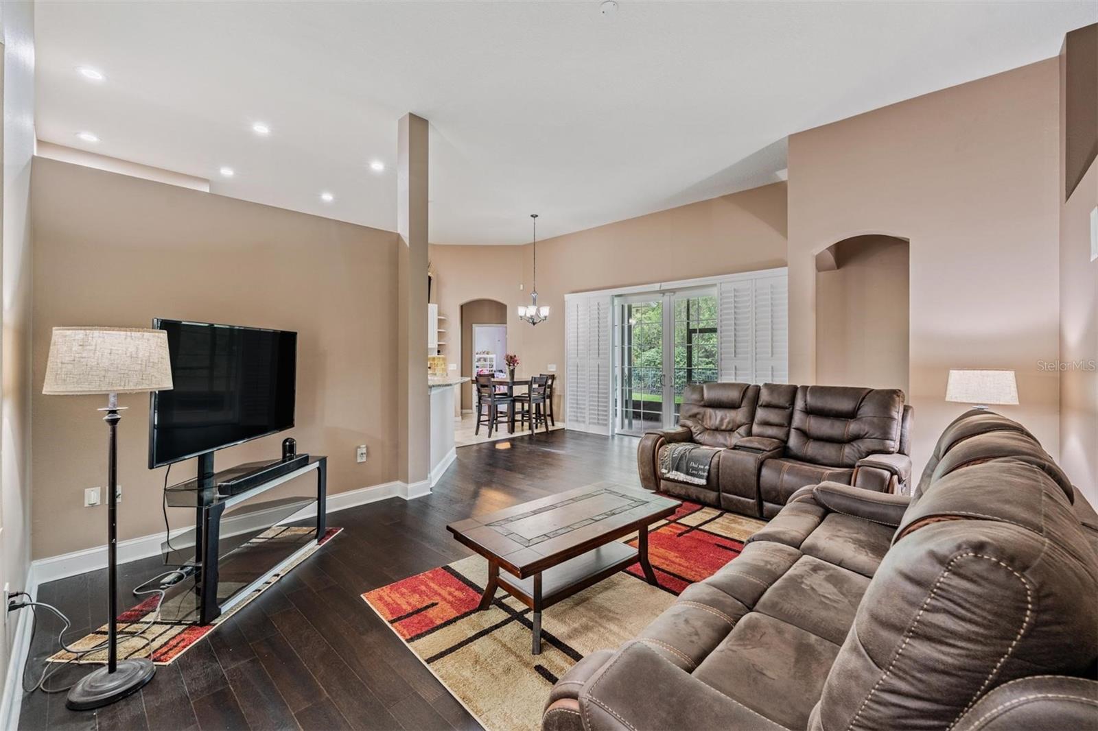 Image 6 of 48 For 6038 Palomaglade Drive