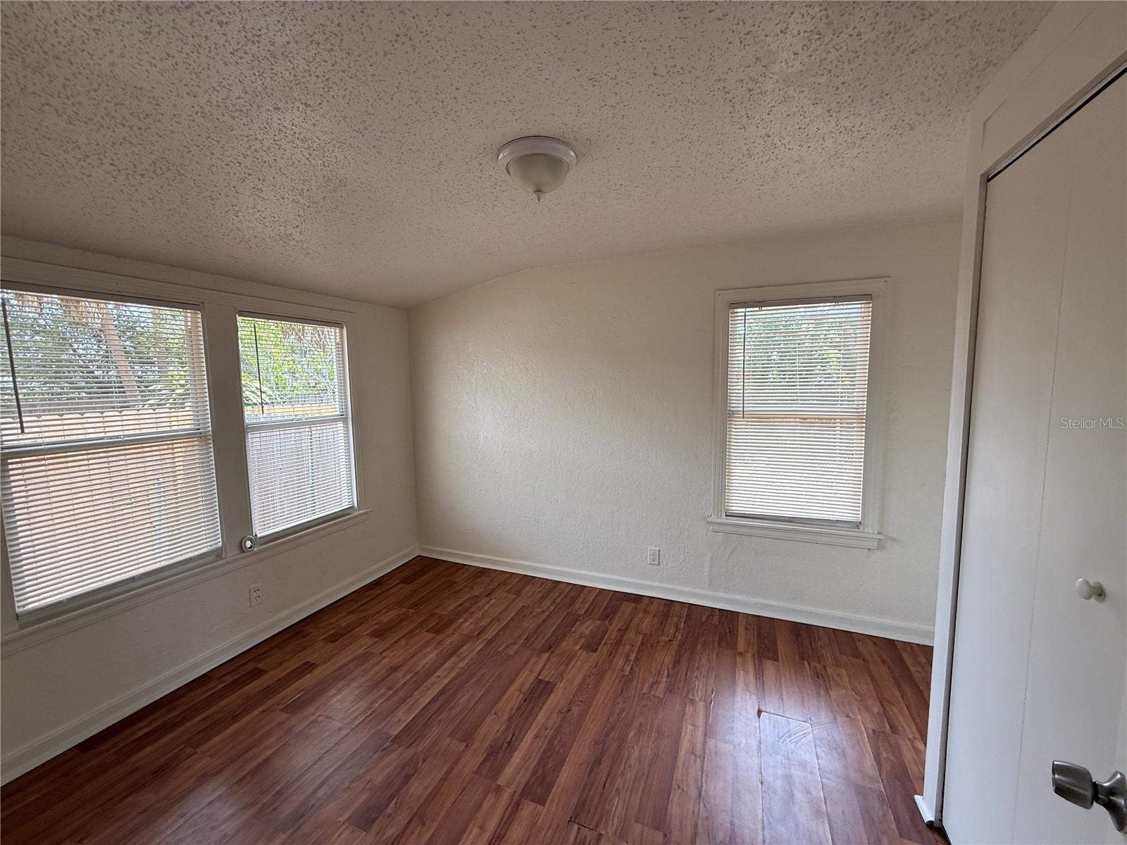 Image 6 of 14 For 3511 21st Street N