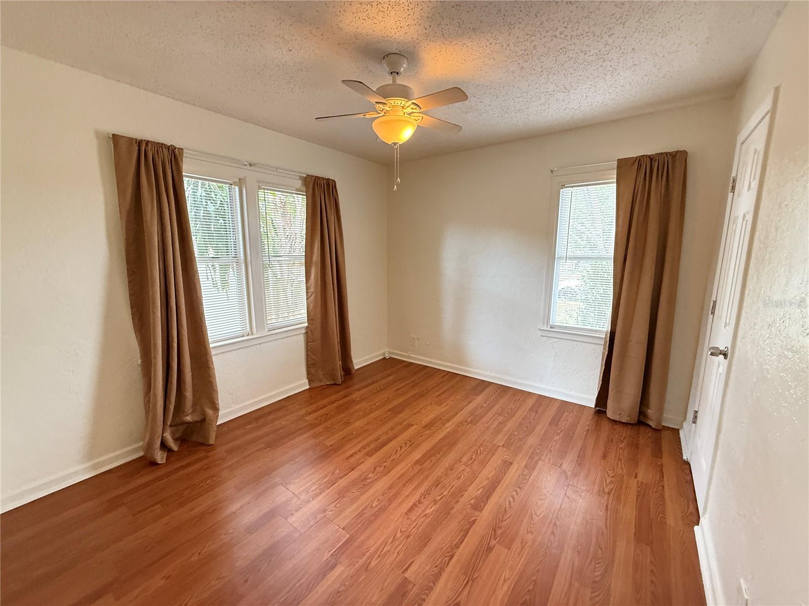 Image 8 of 14 For 3511 21st Street N