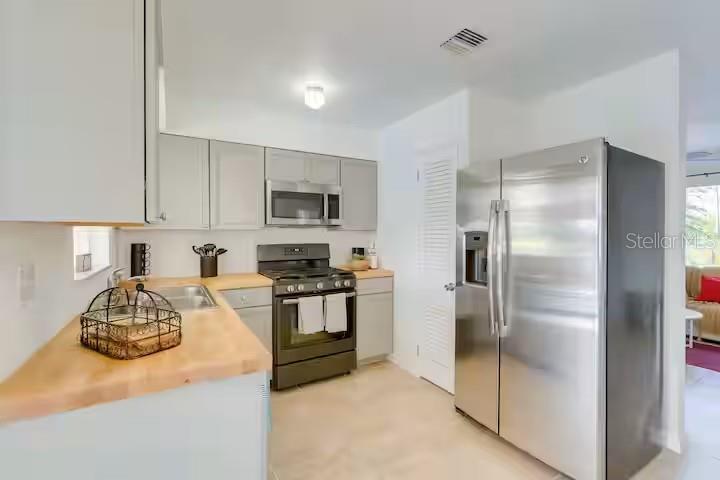 Image 13 of 23 For 2730 Auburn Boulevard