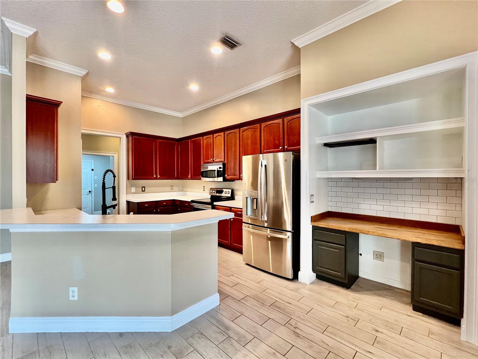 Listing photo id 9 for 2848 Duncan Tree Circle