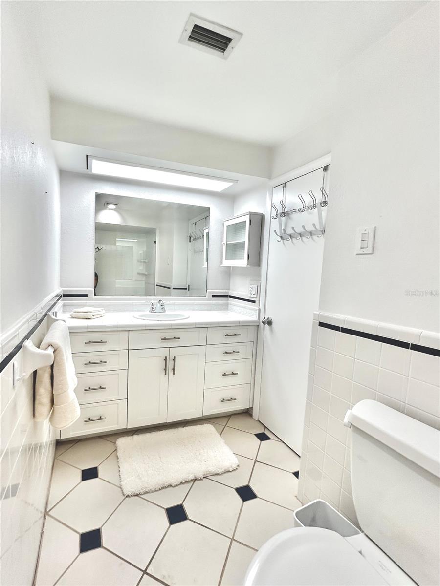 Image 17 of 23 For 17310 Rosa Lee Way