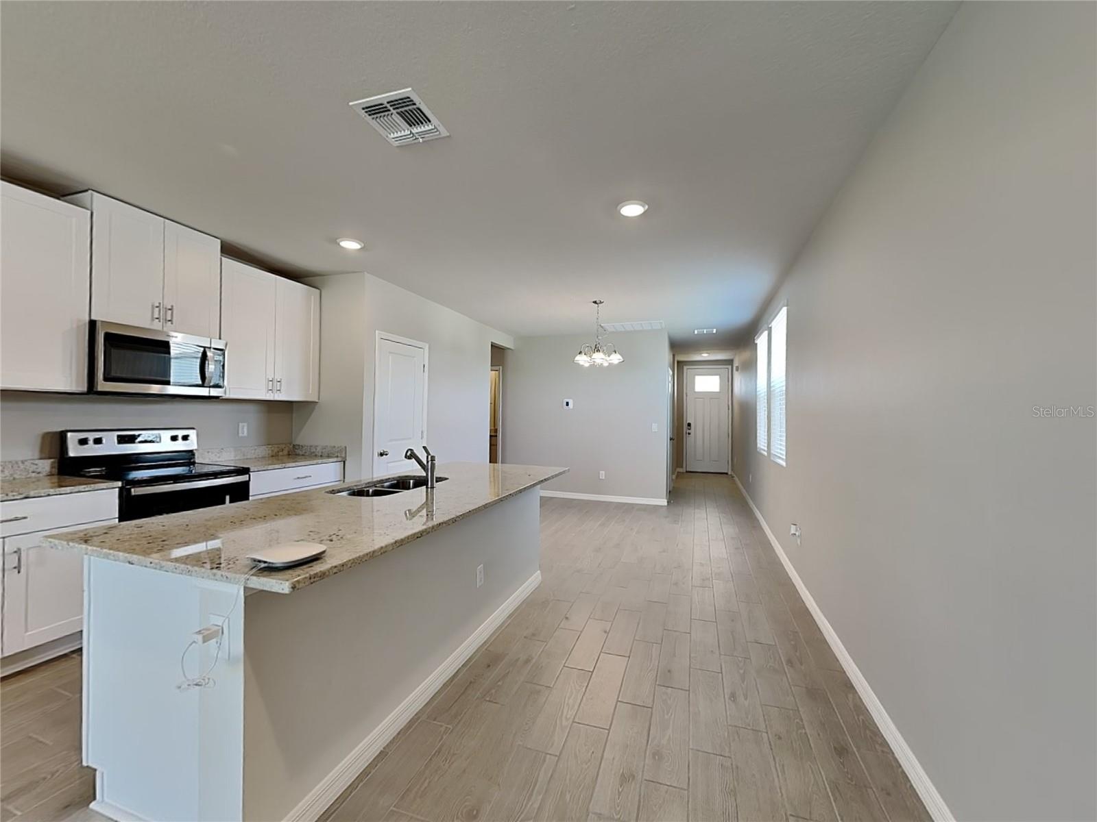 Image 6 of 18 For 7107 Amelia River Drive