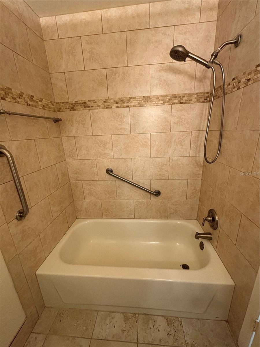 Image 12 of 19 For 5217 81st Street N 6