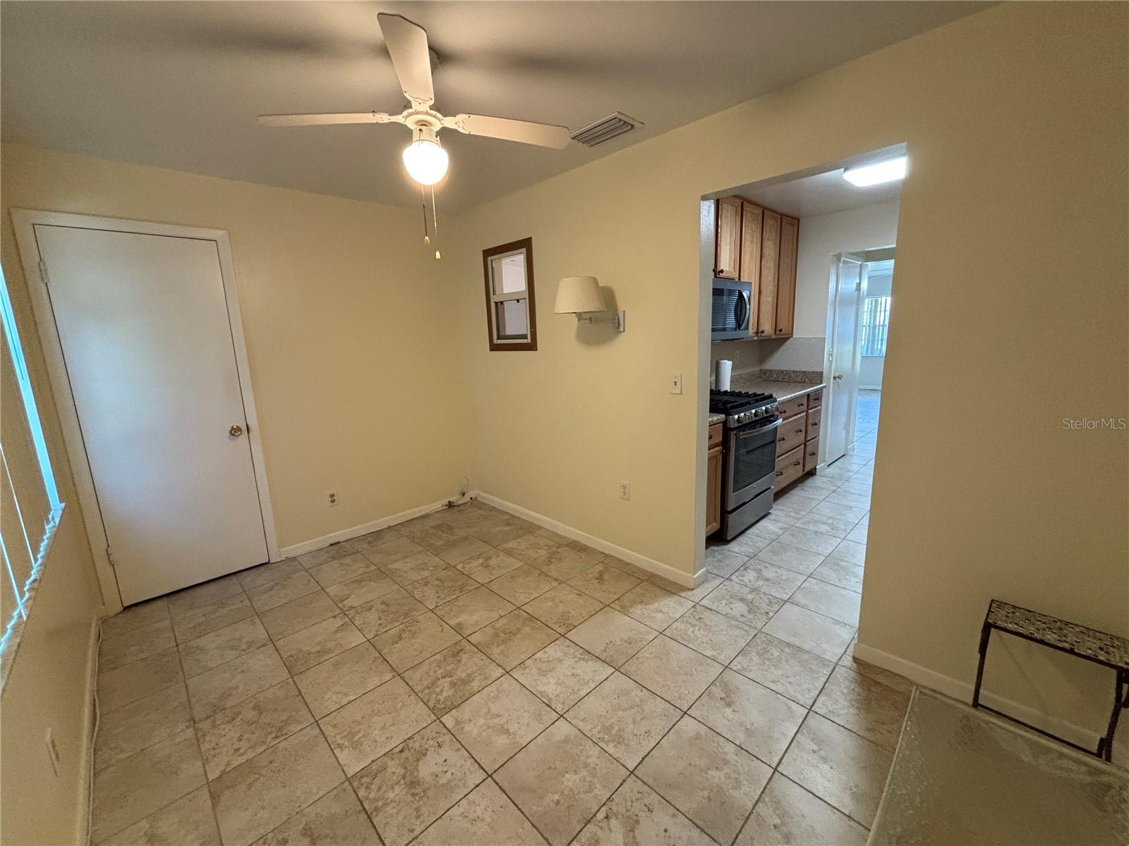 Image 14 of 19 For 5217 81st Street N 6