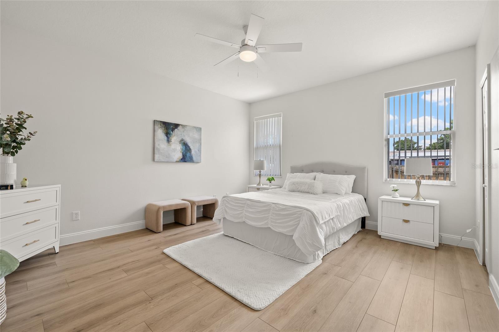 Image 13 of 59 For 7612 S 36th Avenue