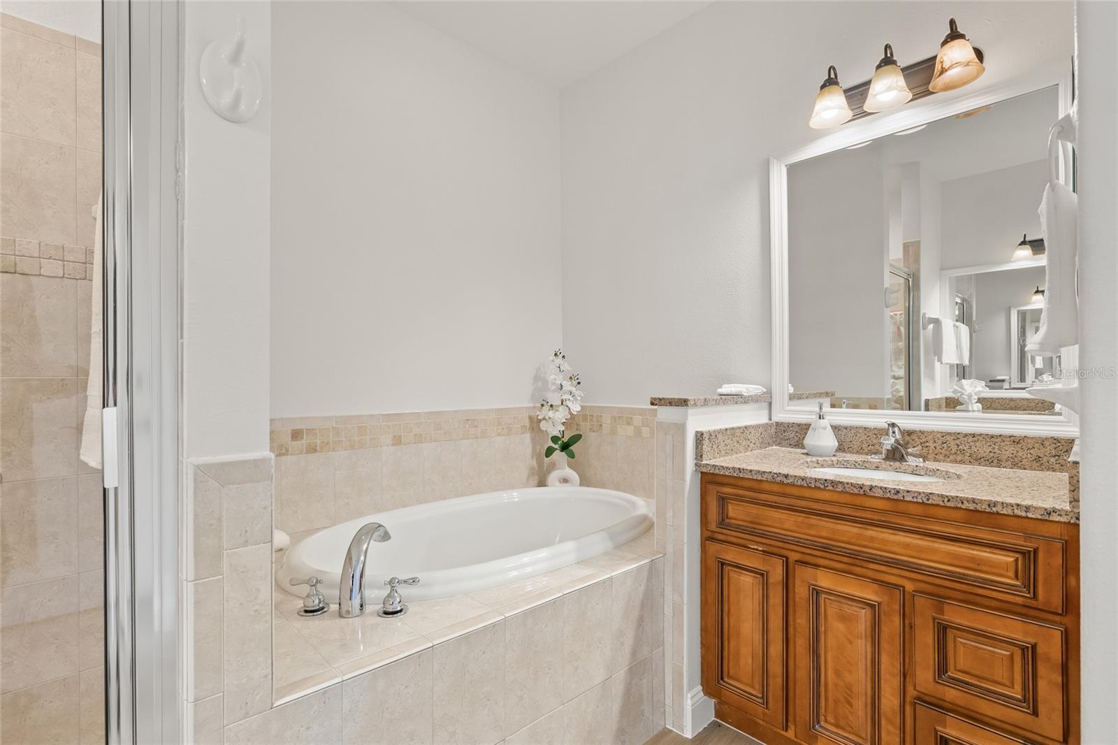 Image 17 of 59 For 7612 S 36th Avenue