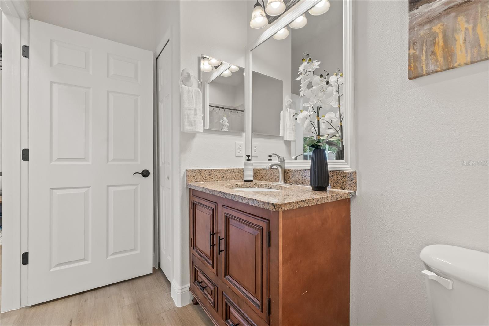 Image 25 of 59 For 7612 S 36th Avenue