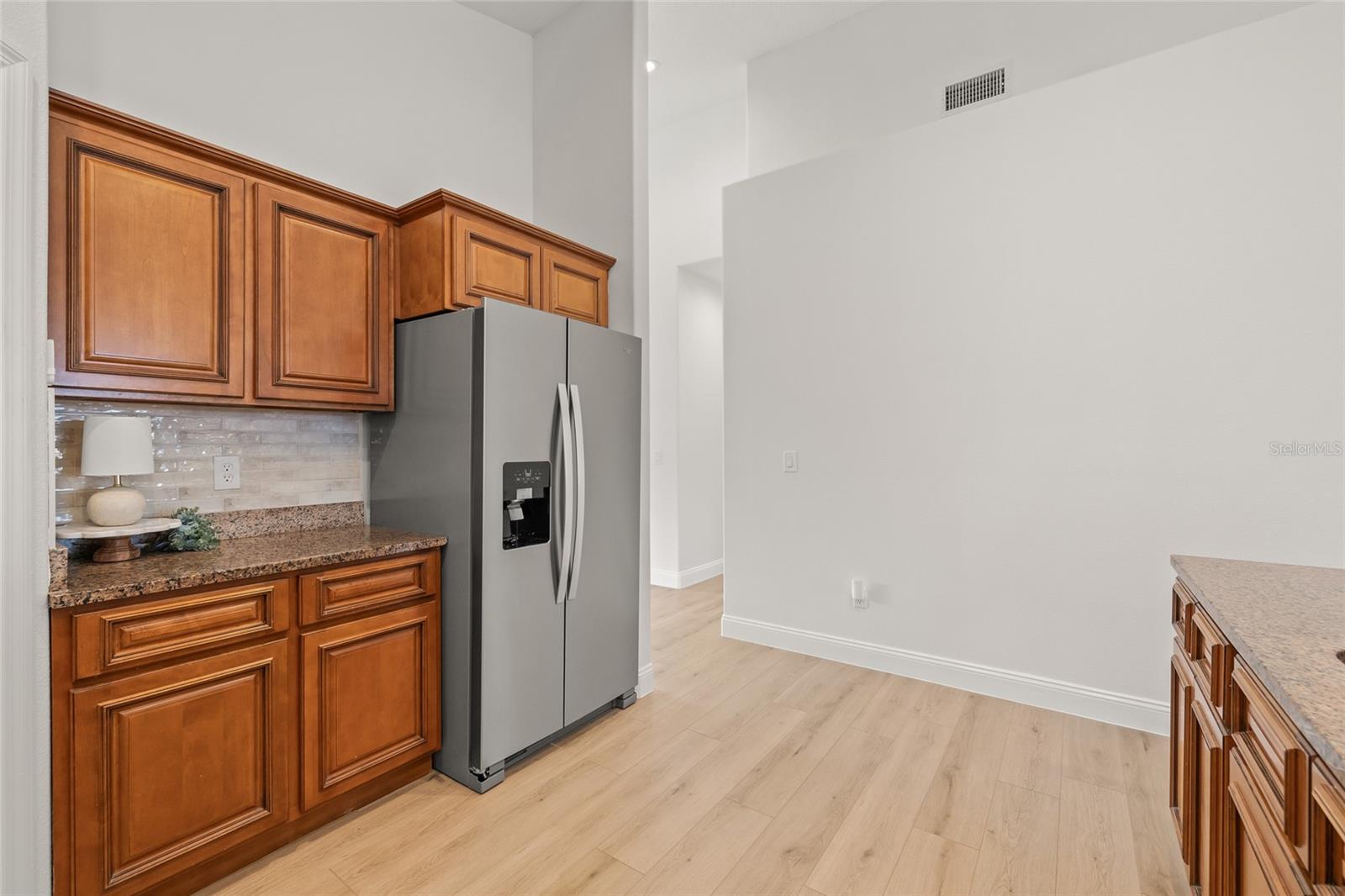 Image 31 of 59 For 7612 S 36th Avenue