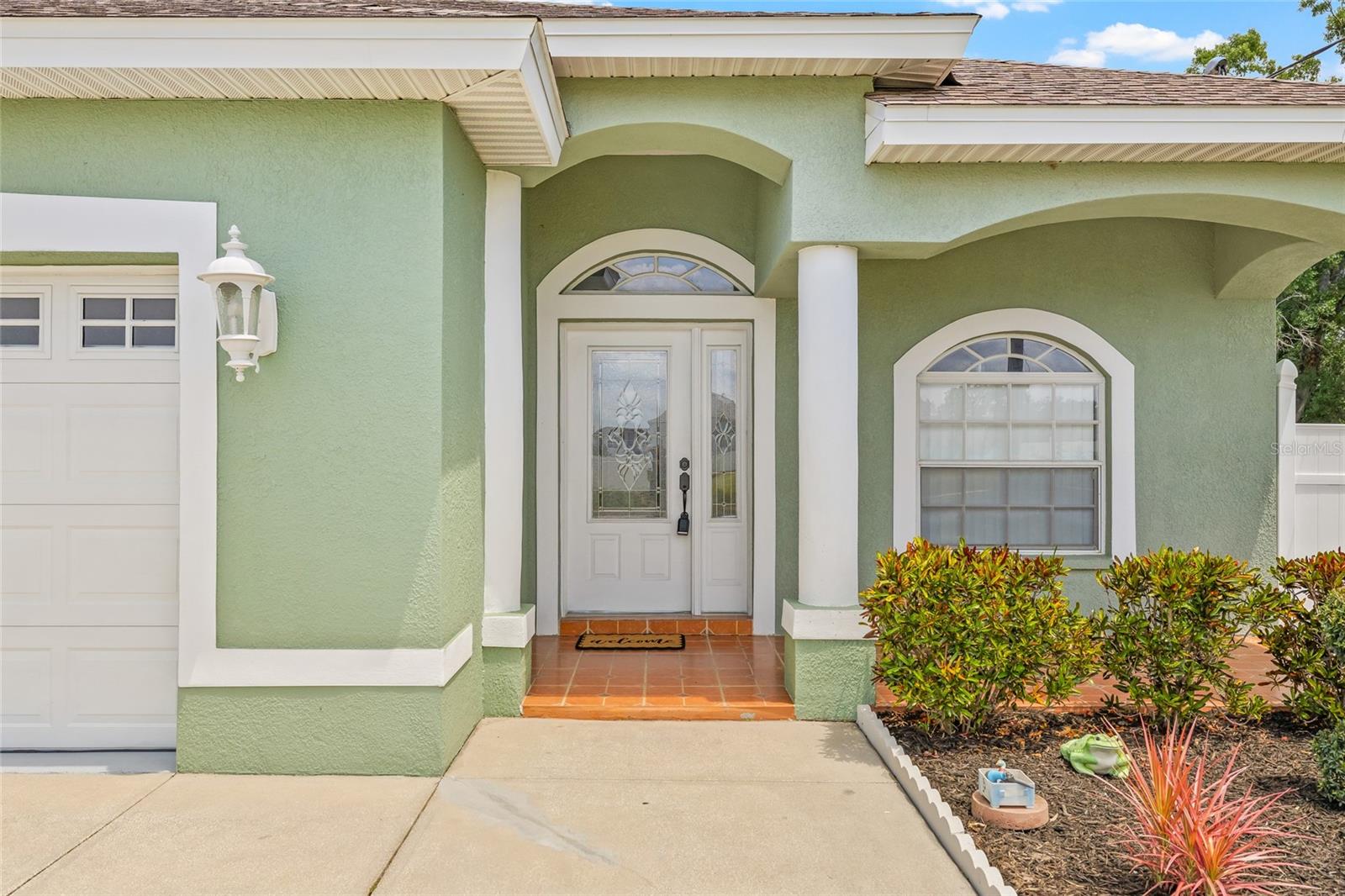 Image 5 of 59 For 7612 S 36th Avenue