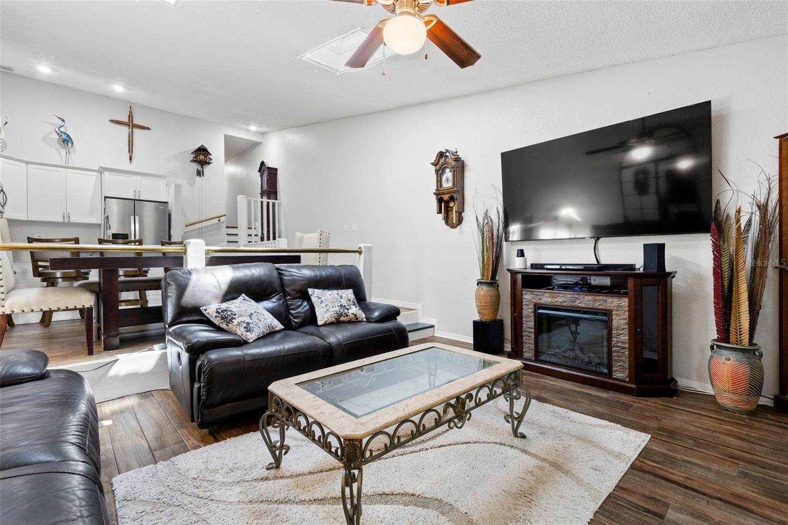 Image 8 of 34 For 6420 92nd Place N 1205