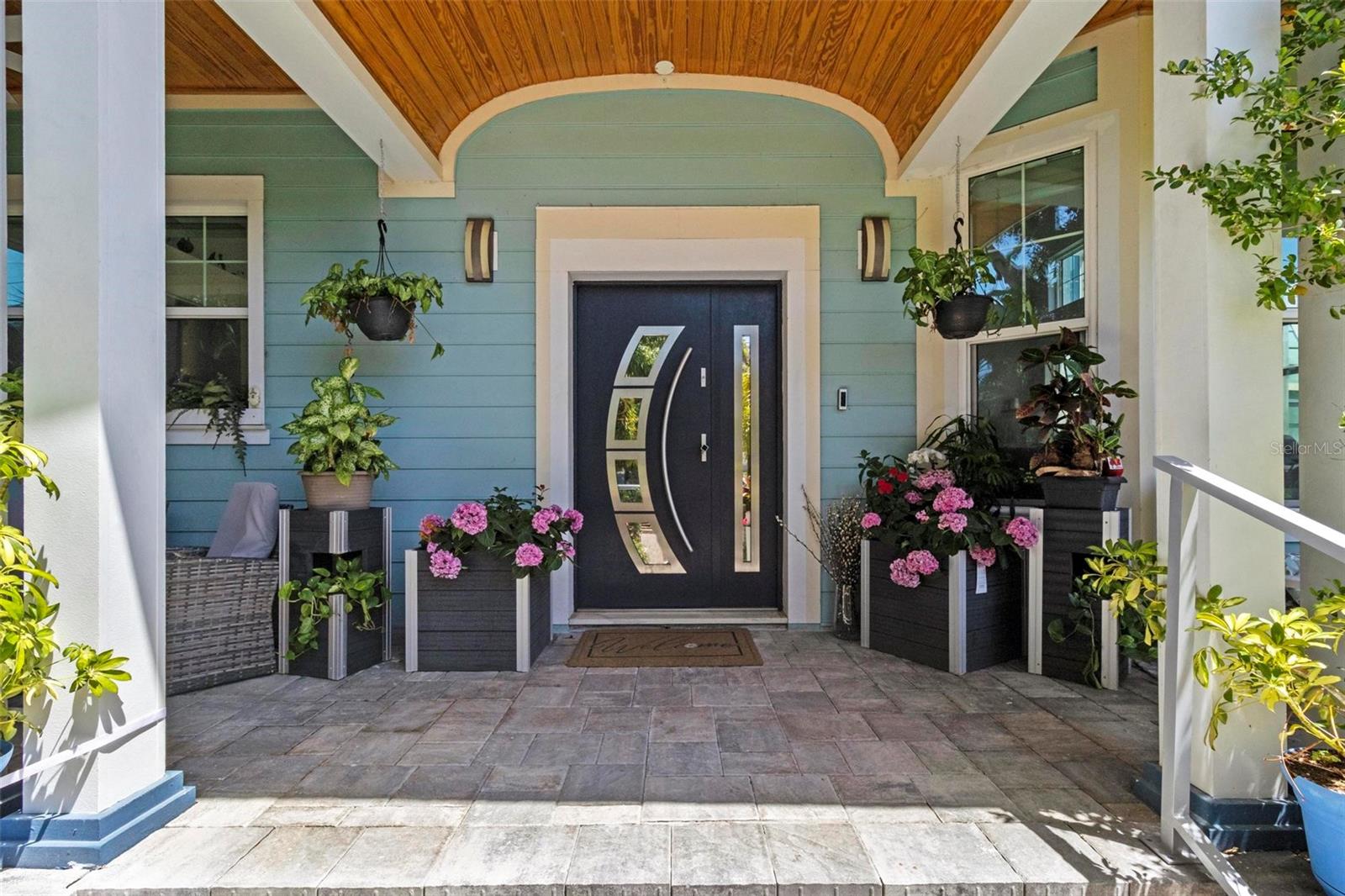Image 35 of 44 For 475 27th Avenue N